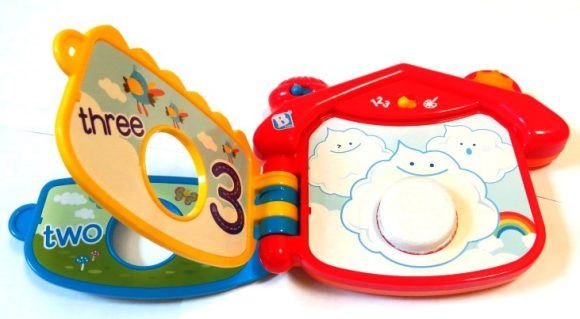 Развив. игр. интерактивная обучающая игрушка "книга" (от 6 мес)