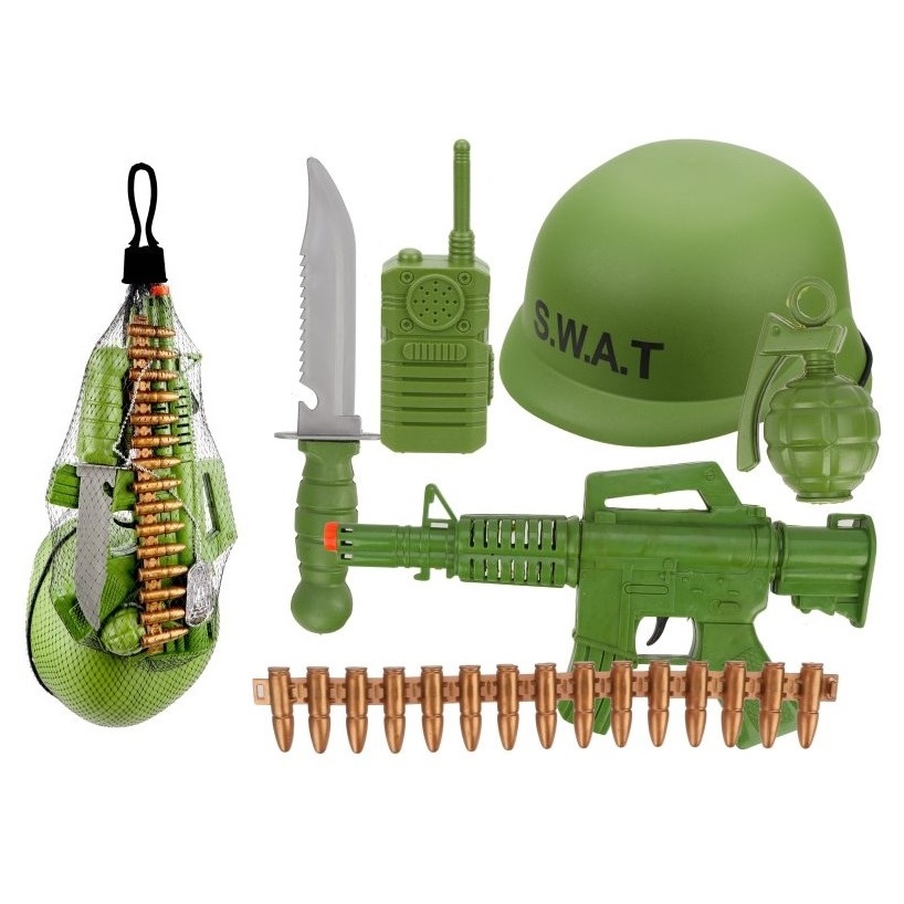 Игровой набор военного (автомат, пули, кинжал, жетон, рация, каска, граната)