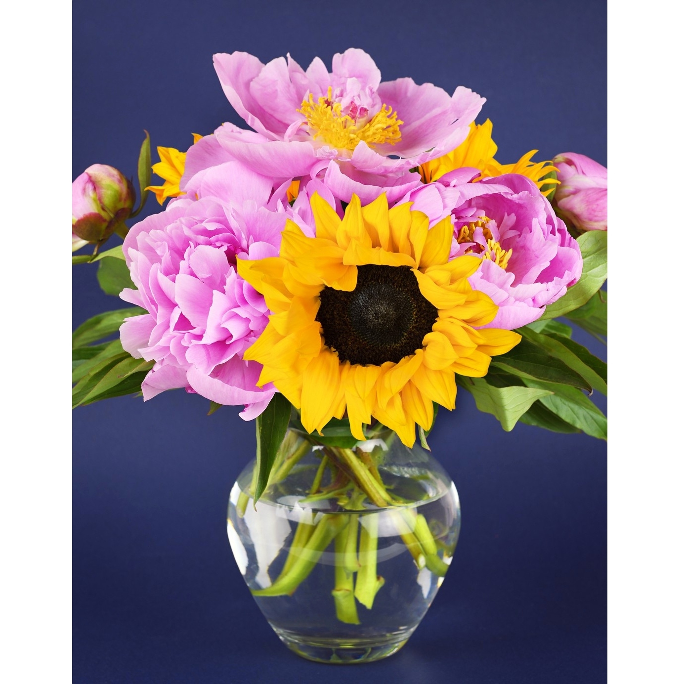 Картина по номерам "Цветы в вазе на синем фоне" (13 цветов, 17х22 см)